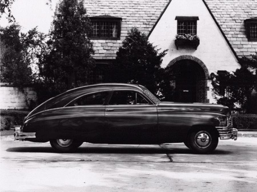  Packard Eight 2-Door Club Sedan 1948 года  (фото 1 из 1)